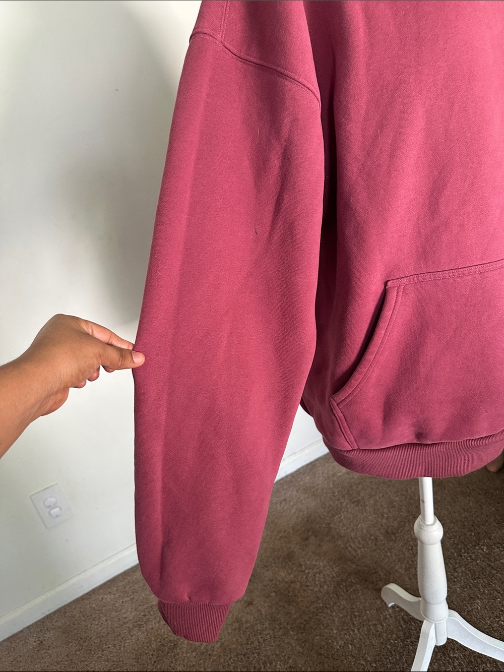 COMFRT -First Oversized Hoodie in Rosewood - Women - Picture 5 of 10